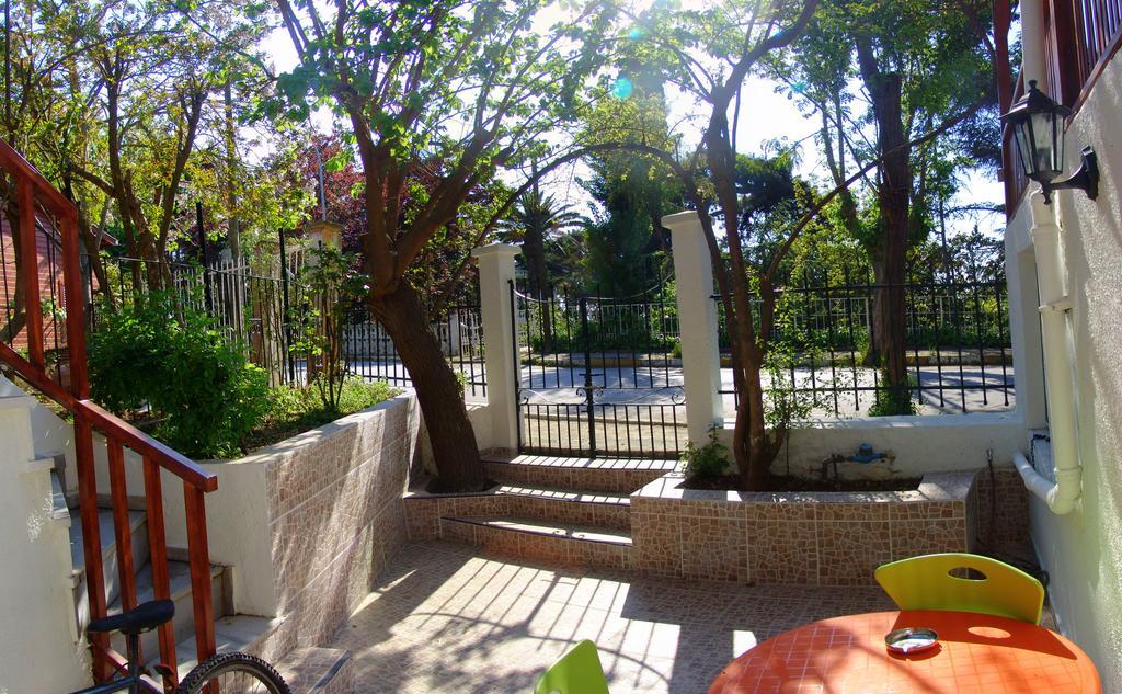 Orhan Kutbayin Evi Adalar Luaran gambar